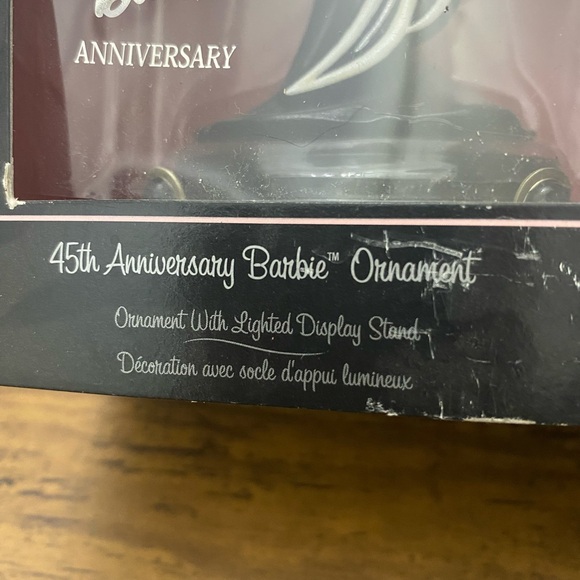 Hallmark Ornament: 45th Anniversary Barbie w/ Lighted Display Stand - Picture 4 of 11